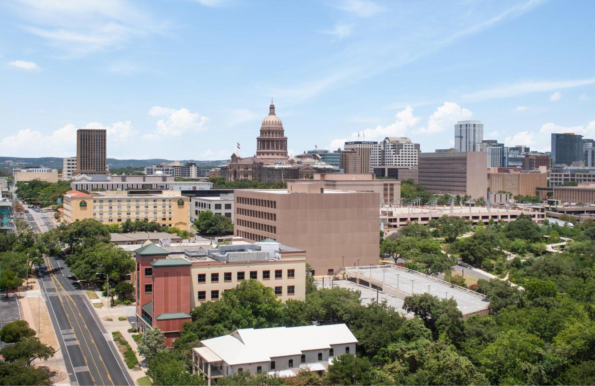 Downright Austin, A Renaissance Hotel Exterior photo