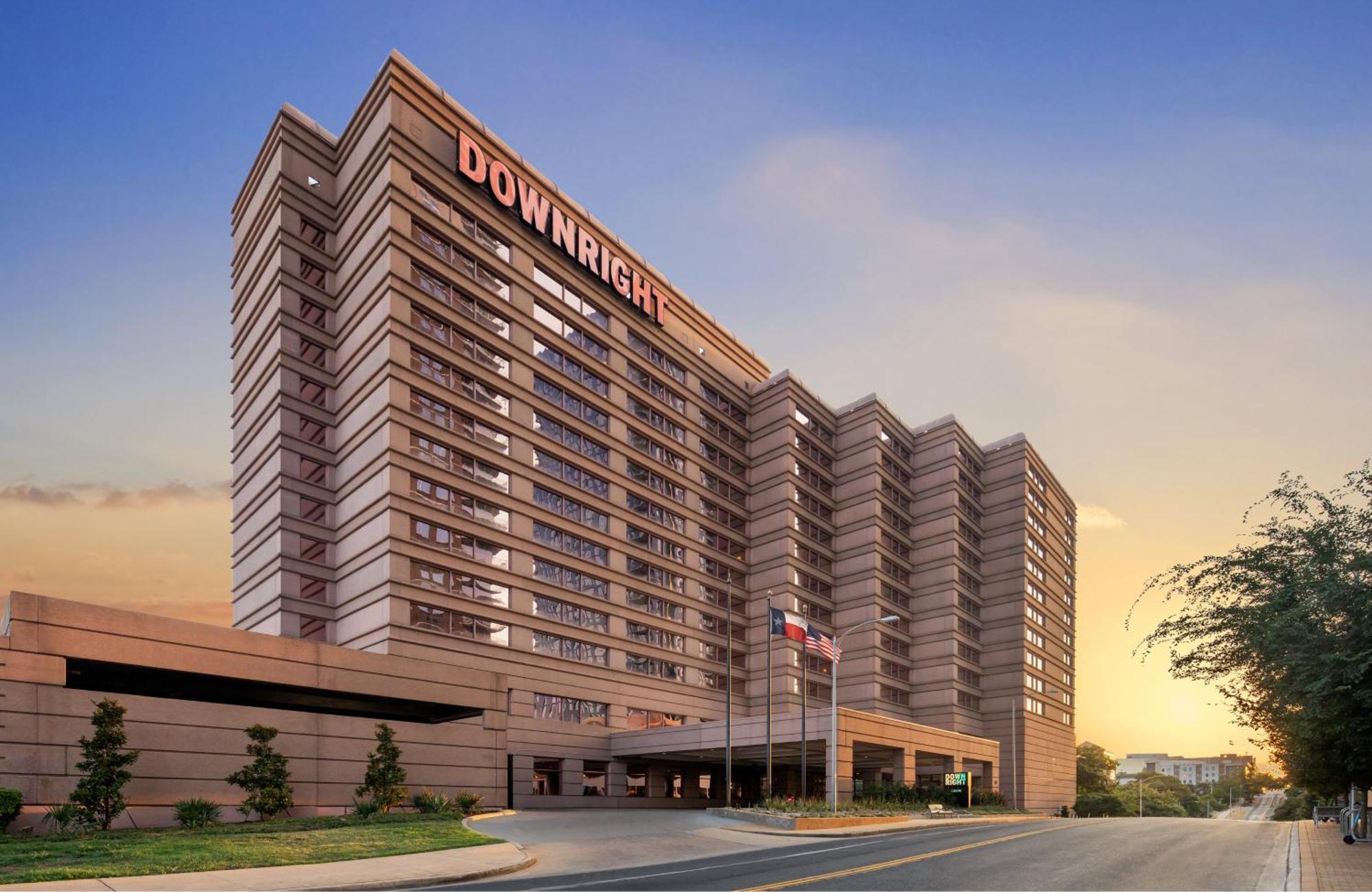 Downright Austin, A Renaissance Hotel Exterior photo